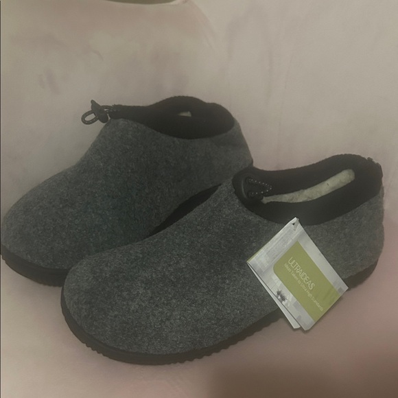 Cozy Gray Slippers - Picture 2 of 6